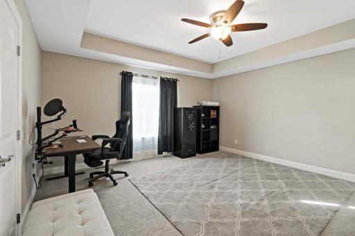 1713 Riverside Dr Owner's Suite