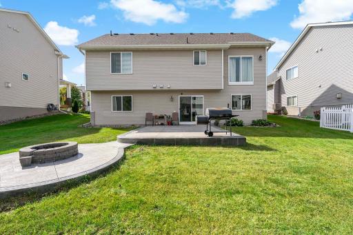 1713 Riverside Dr Backyard Patio