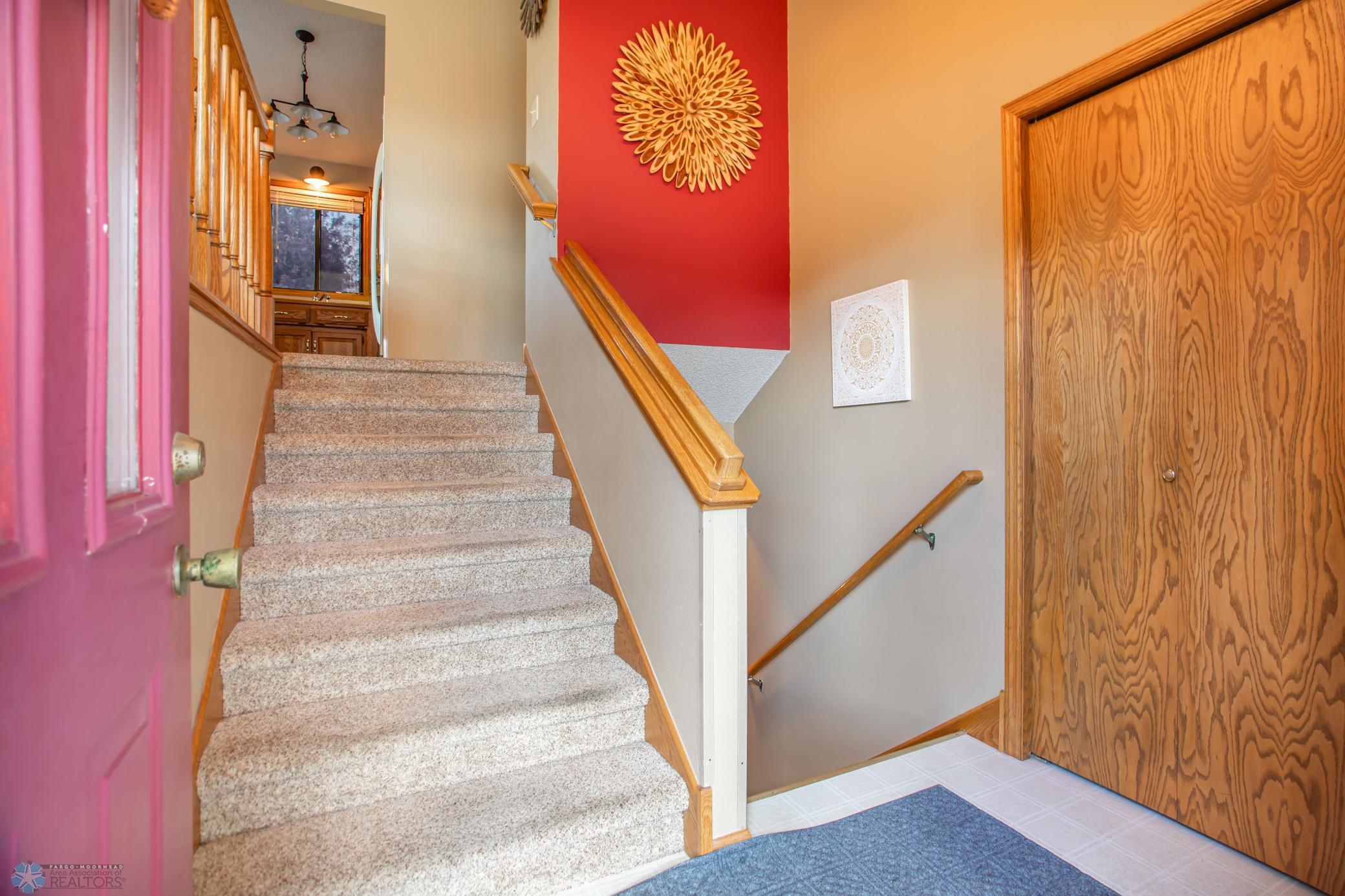 Entryway foyer