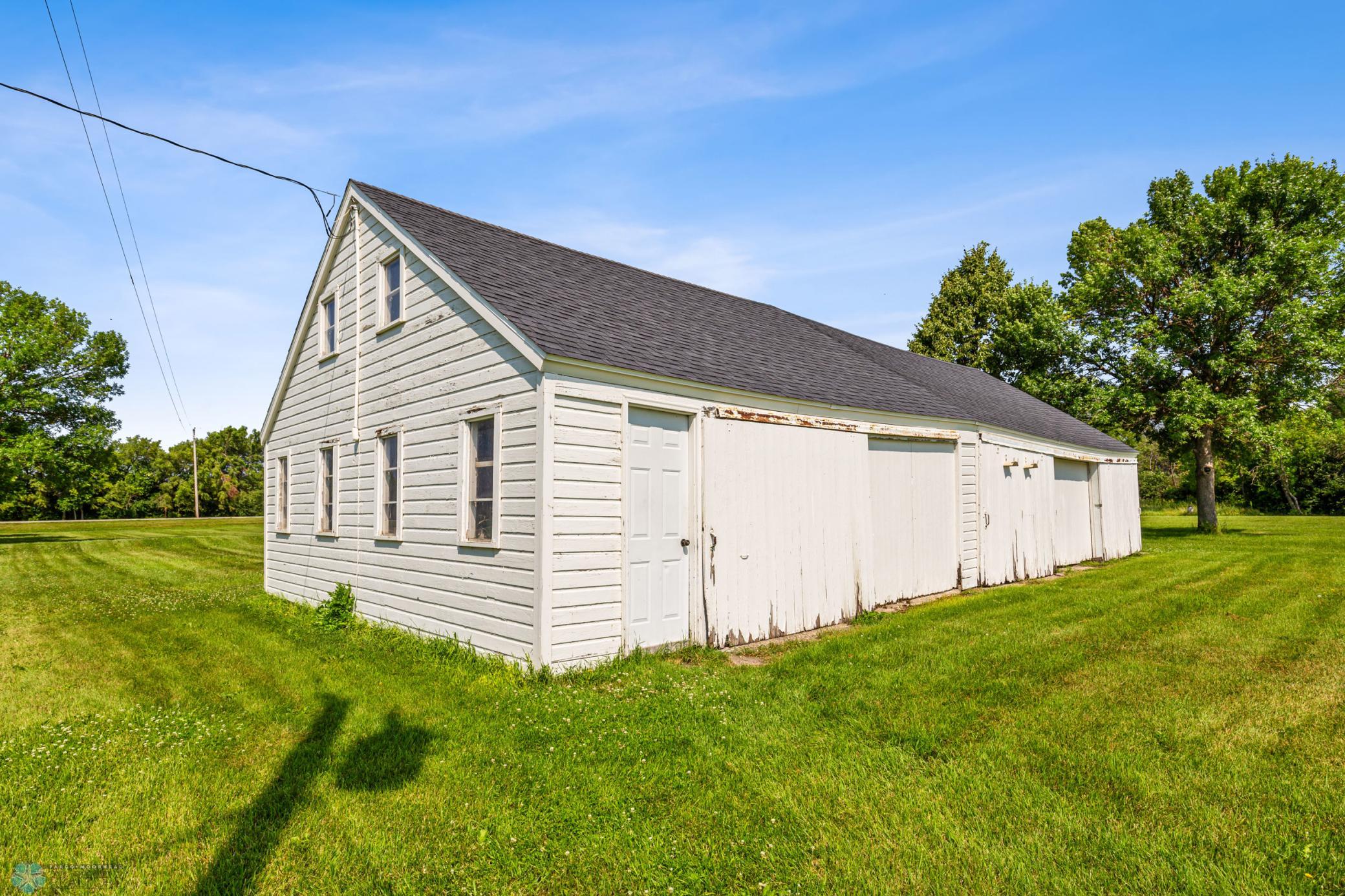 5 stall Garage