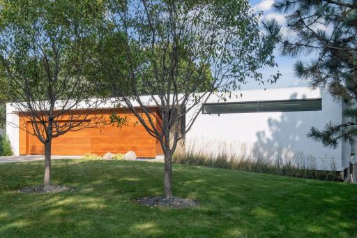 1242 Angelo Drive, Minneapolis, MN 55422