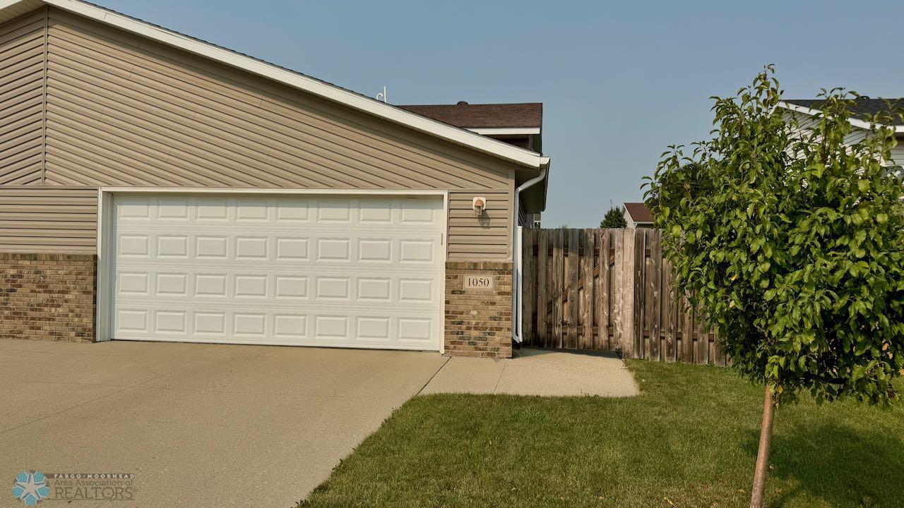 (43) Front of Home.jpeg