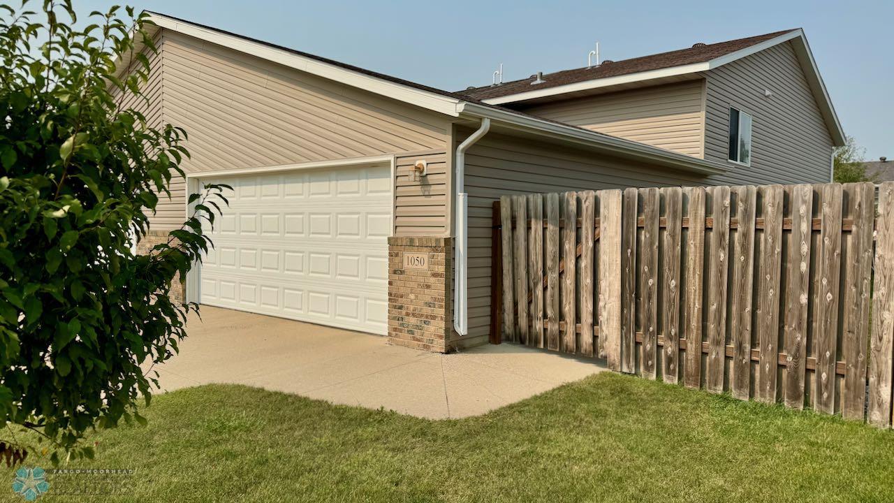 (1) Front of Home.jpeg