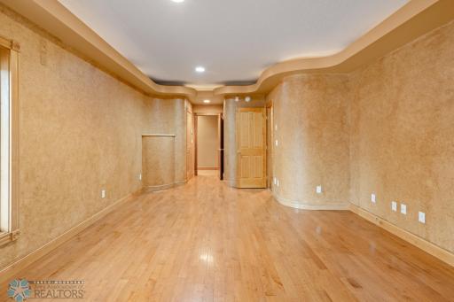 1902 88th Avenue S, Fargo, ND 58104