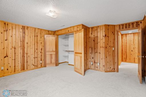 1902 88th Avenue S, Fargo, ND 58104