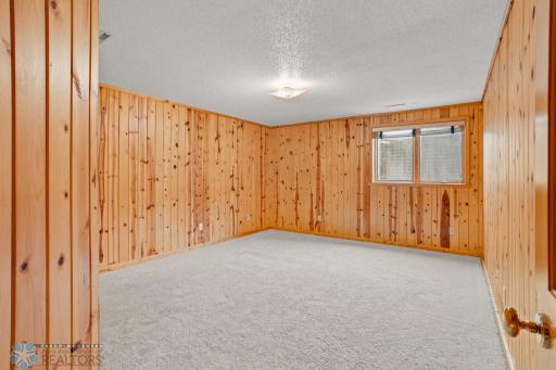 1902 88th Avenue S, Fargo, ND 58104
