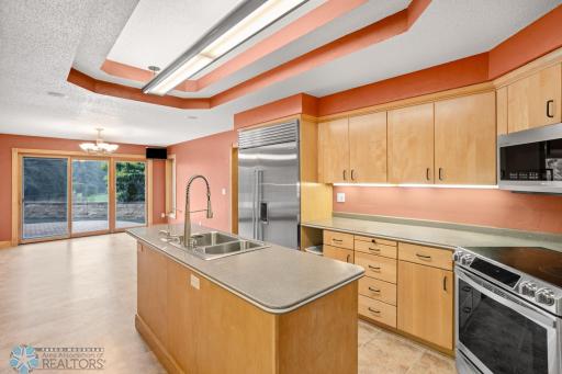 1902 88th Avenue S, Fargo, ND 58104