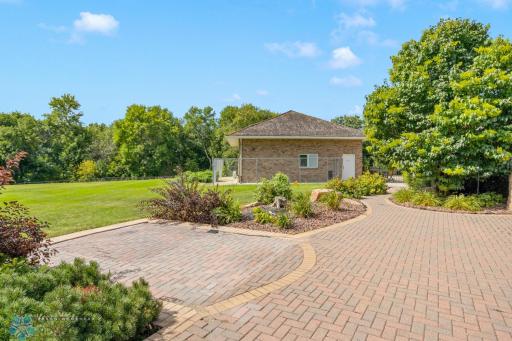 1902 88th Avenue S, Fargo, ND 58104