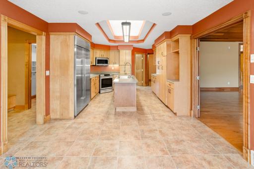 1902 88th Avenue S, Fargo, ND 58104