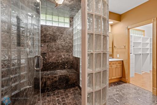 1902 88th Avenue S, Fargo, ND 58104