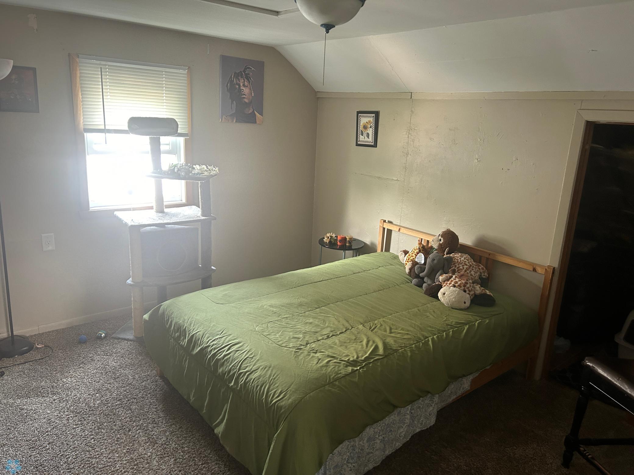 upper bedroom 3