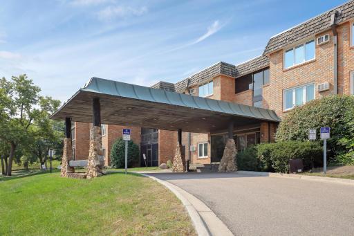 3200 Virginia Avenue S, 218, Saint Louis Park, MN 55426