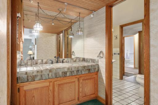 14315 Oldfield Road N, Stillwater, MN 55082