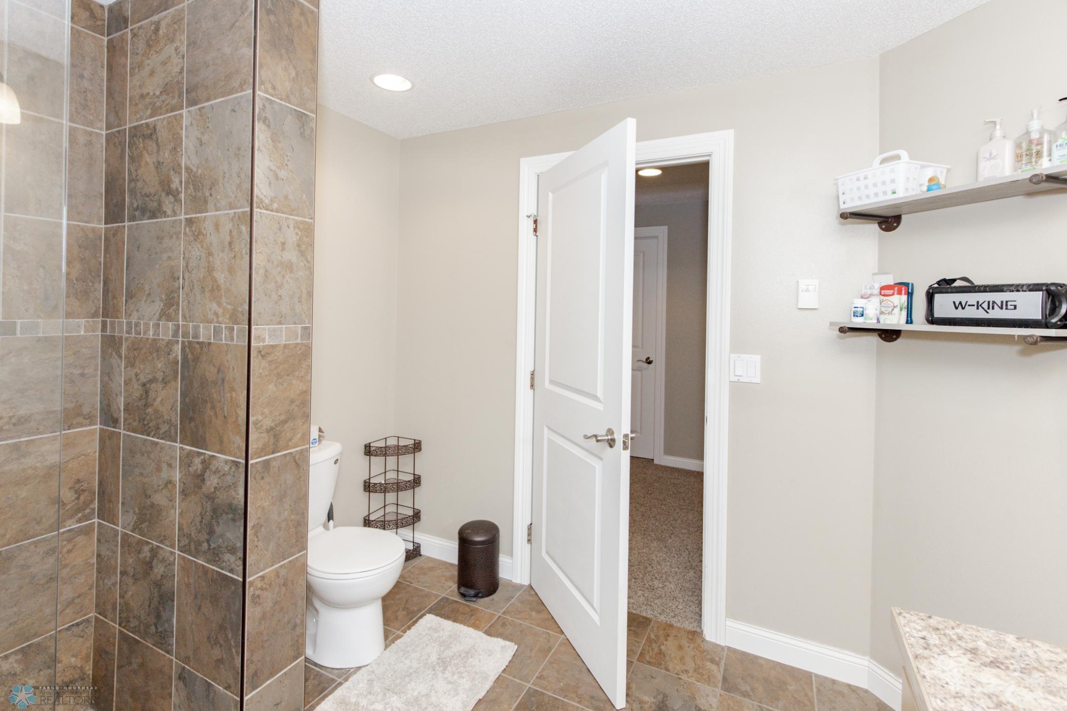 Bathroom 3 - 3/4