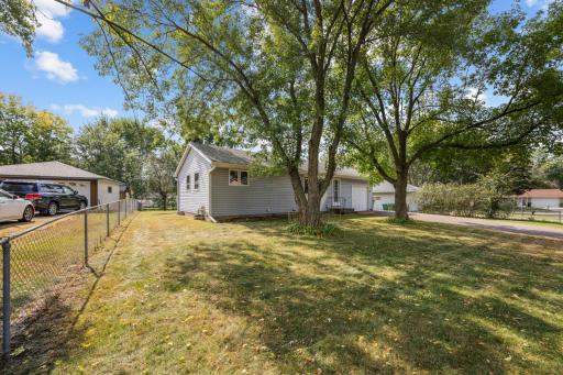 610 112th Avenue NE, Minneapolis, MN 55434