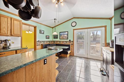 610 112th Avenue NE, Minneapolis, MN 55434
