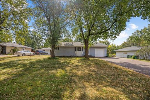 610 112th Avenue NE, Minneapolis, MN 55434