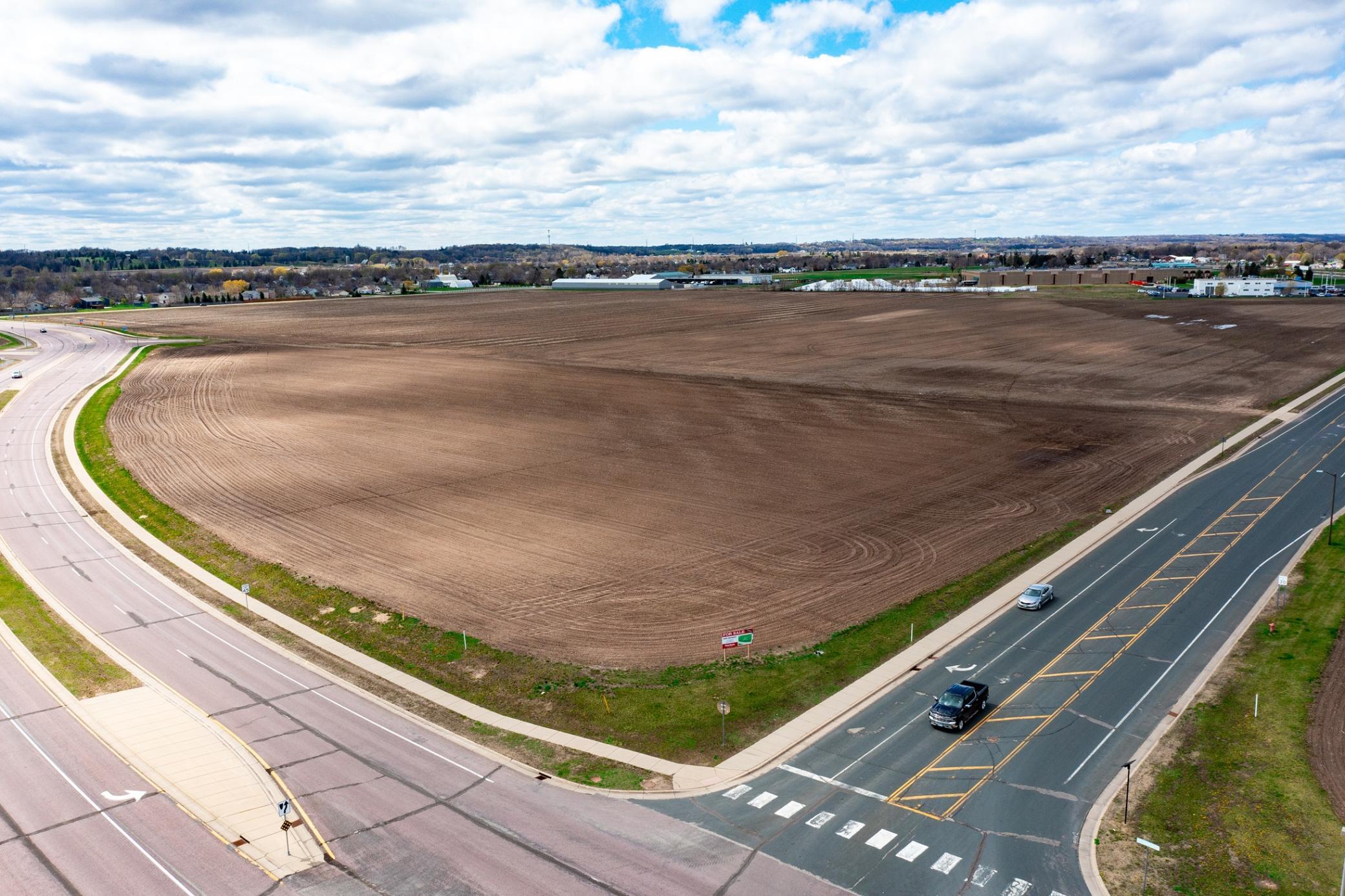 Level site with easy soils to work with.