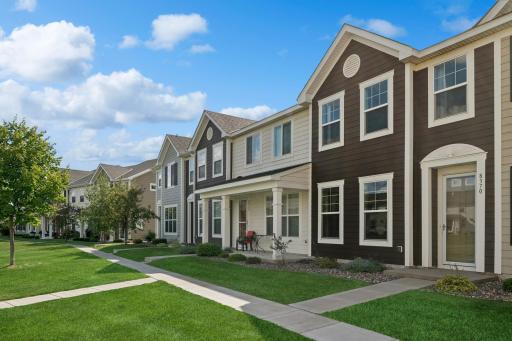 Photo for 8370 Hemlock Lane N, Maple Grove, MN 55369 - listing #6601812 8370 Hemlock Lane N, Maple Grove, MN 55369