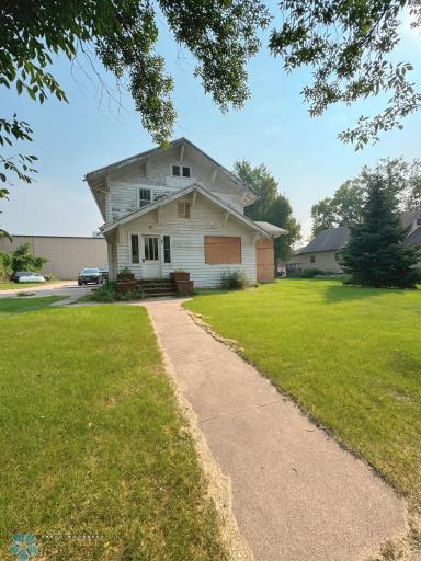 220 1st Avenue NW, Mayville, ND 58257