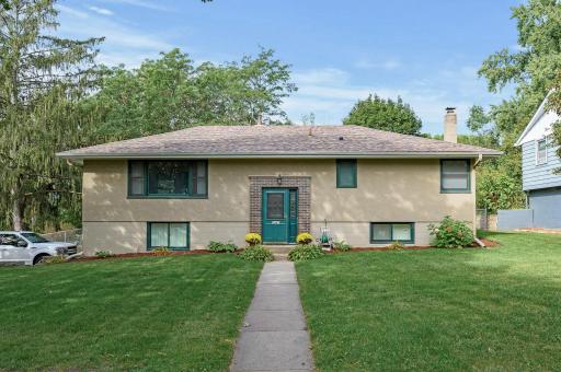 Photo for 2547 Avon Street N, Roseville, MN 55113 - listing #6601887 2547 Avon Street N, Roseville, MN 55113