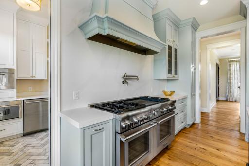 7660 Prairie Smoke Boulevard S, Hastings, MN 55033