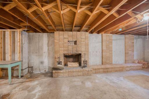 3803 S Salmi Road, Hibbing, MN 55746