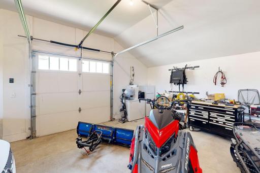 124-web-or-mls-460 Orchard Park Garage-5.jpg