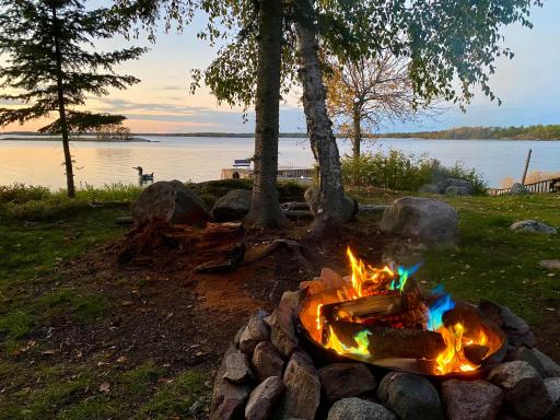 8 Flag, Oak Island, MN 56741
