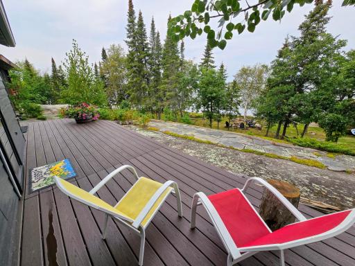 8 Flag, Oak Island, MN 56741