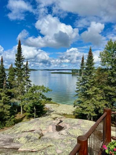 8 Flag, Oak Island, MN 56741