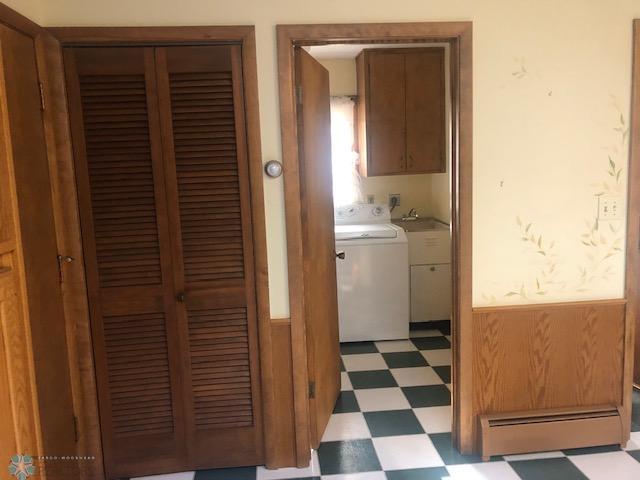 Main Flr Laundry