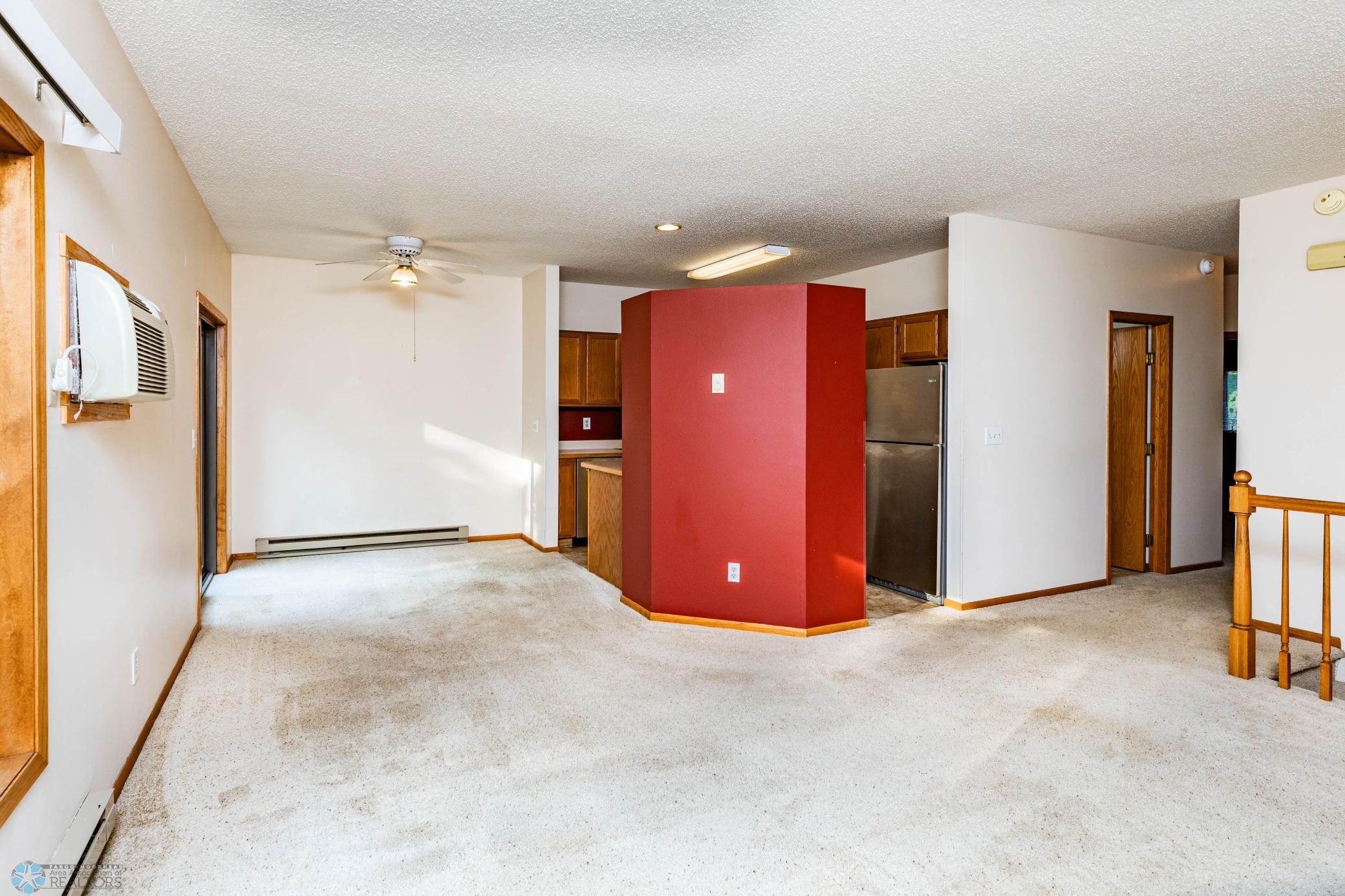 Dining/Kitchen.jpg
