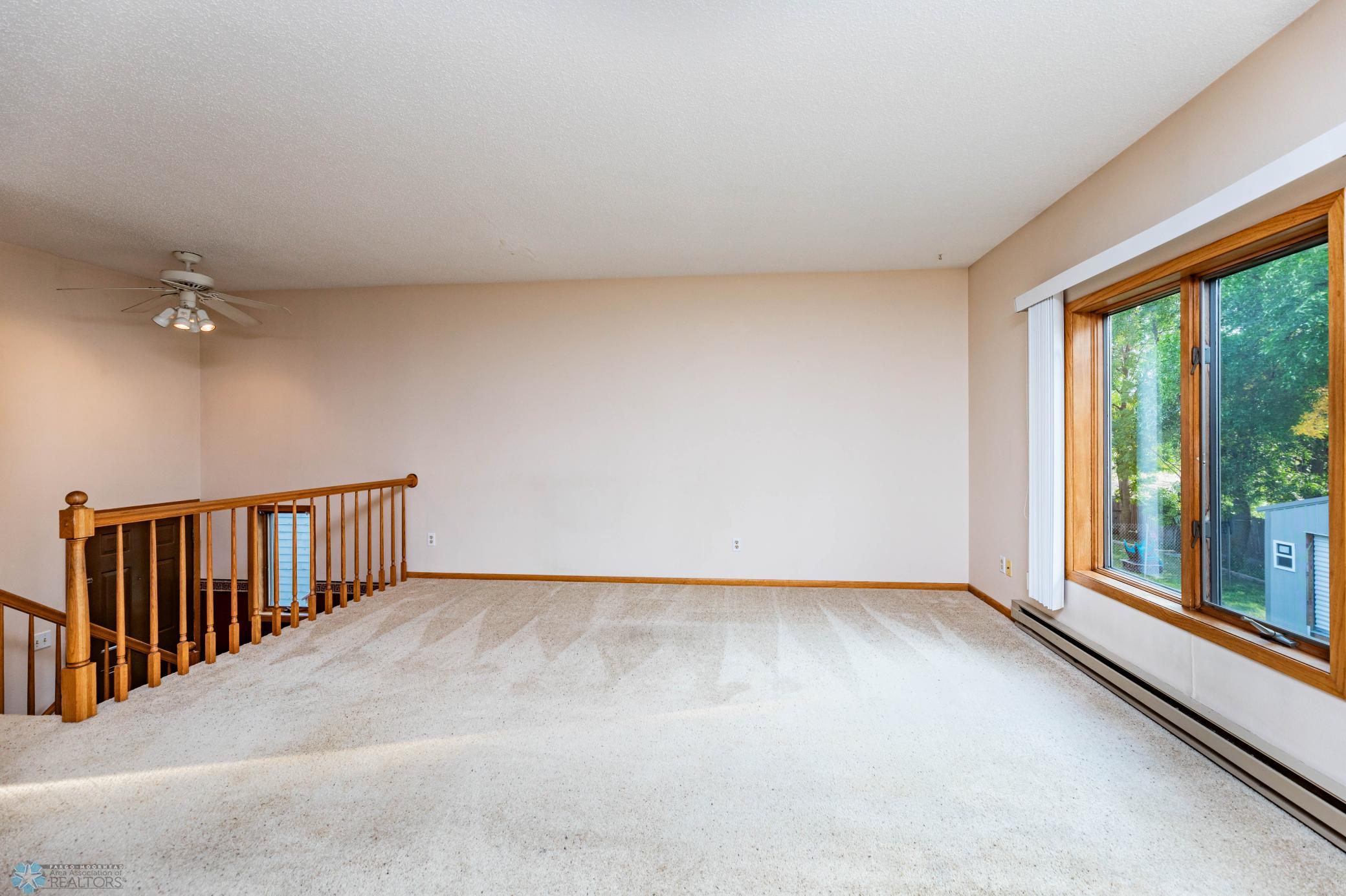 Living Room 2.jpg