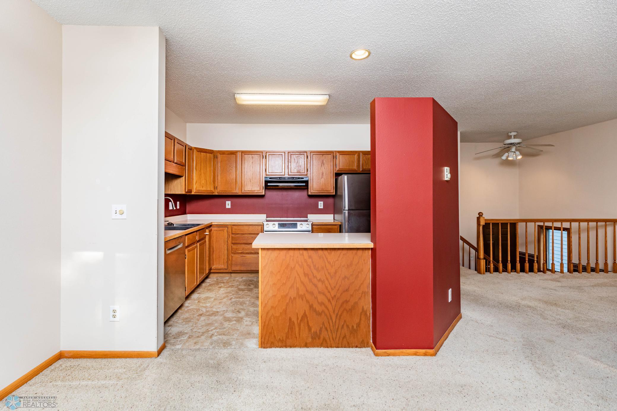 Kitchen/Living Room 2.jpg
