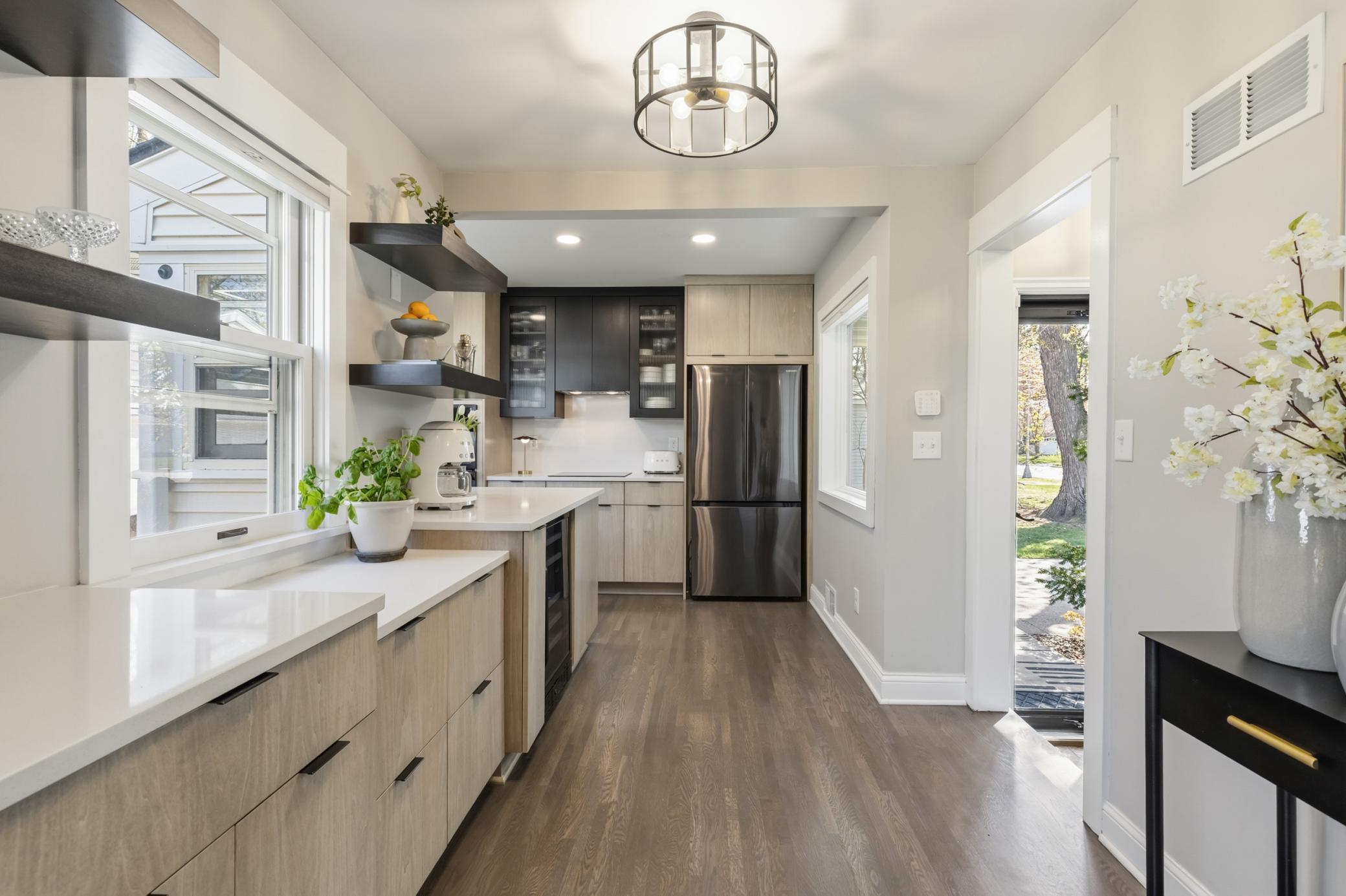 Show stopping, fully renovated dream kitchen!