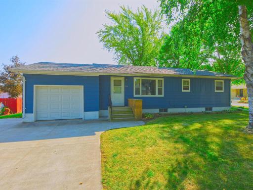 404 Summit Avenue, Silver Lake, MN 55381