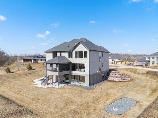 795 Irvin Lane SW, Rochester, MN 55902