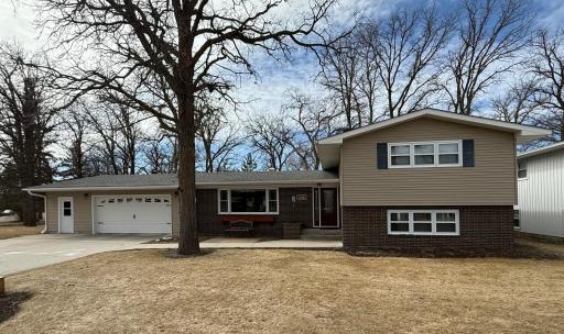 1426 Birch Lane Drive, Thief River Falls, MN 56701