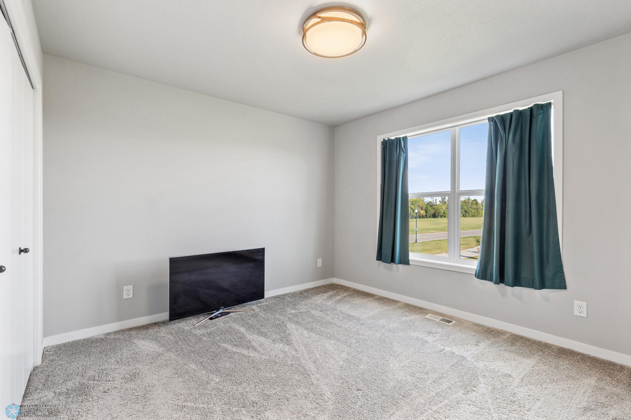 Upstairs Bedroom 2