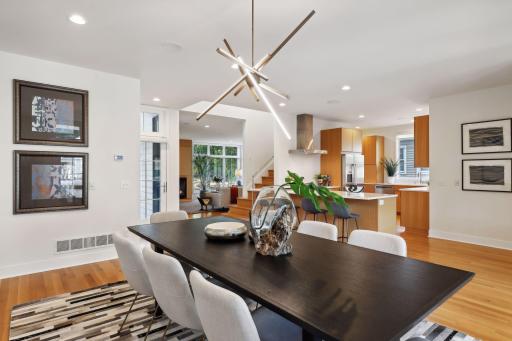 Just in time for holiday gathering! This open kitchen and dining room design is fit for intimate or large gatherings alike!