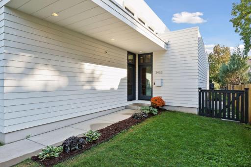 3433 Saint Paul Avenue, Minneapolis, MN 55416