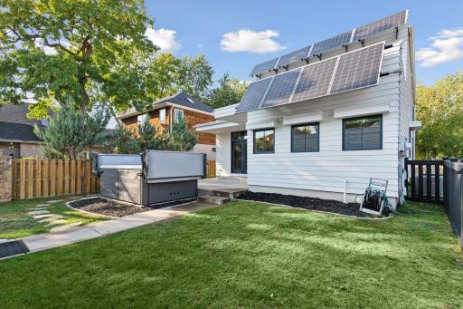 Solar panels provide excellent energy efficiency. Best Energy Fitness Score of 100 in 2019 by Xcel Energy and the MN Center for Energy and Environment. LEED GOLD Certification as new construction in 2014.