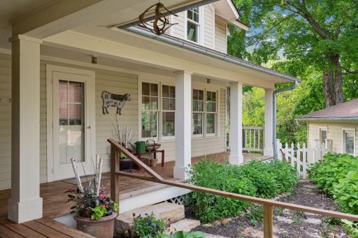 20390 Linwood Road, Excelsior, MN 55331