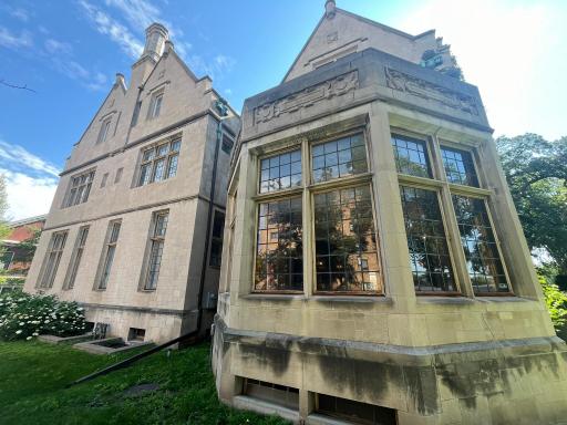 100-E-22nd-St-Minneapolis-MN-Building-Photo-3-LargeHighDefinition.jpg