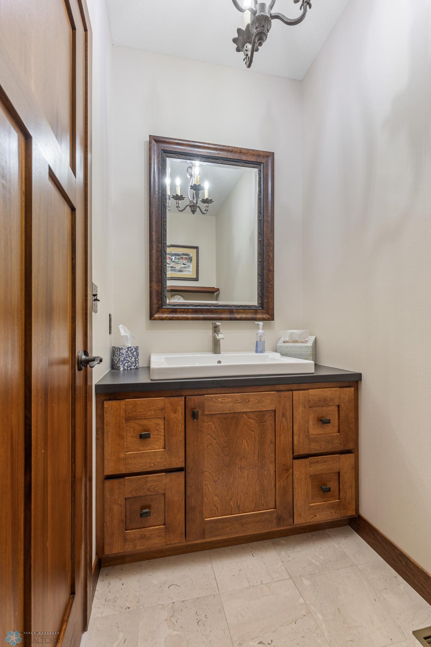 1/2 Bath