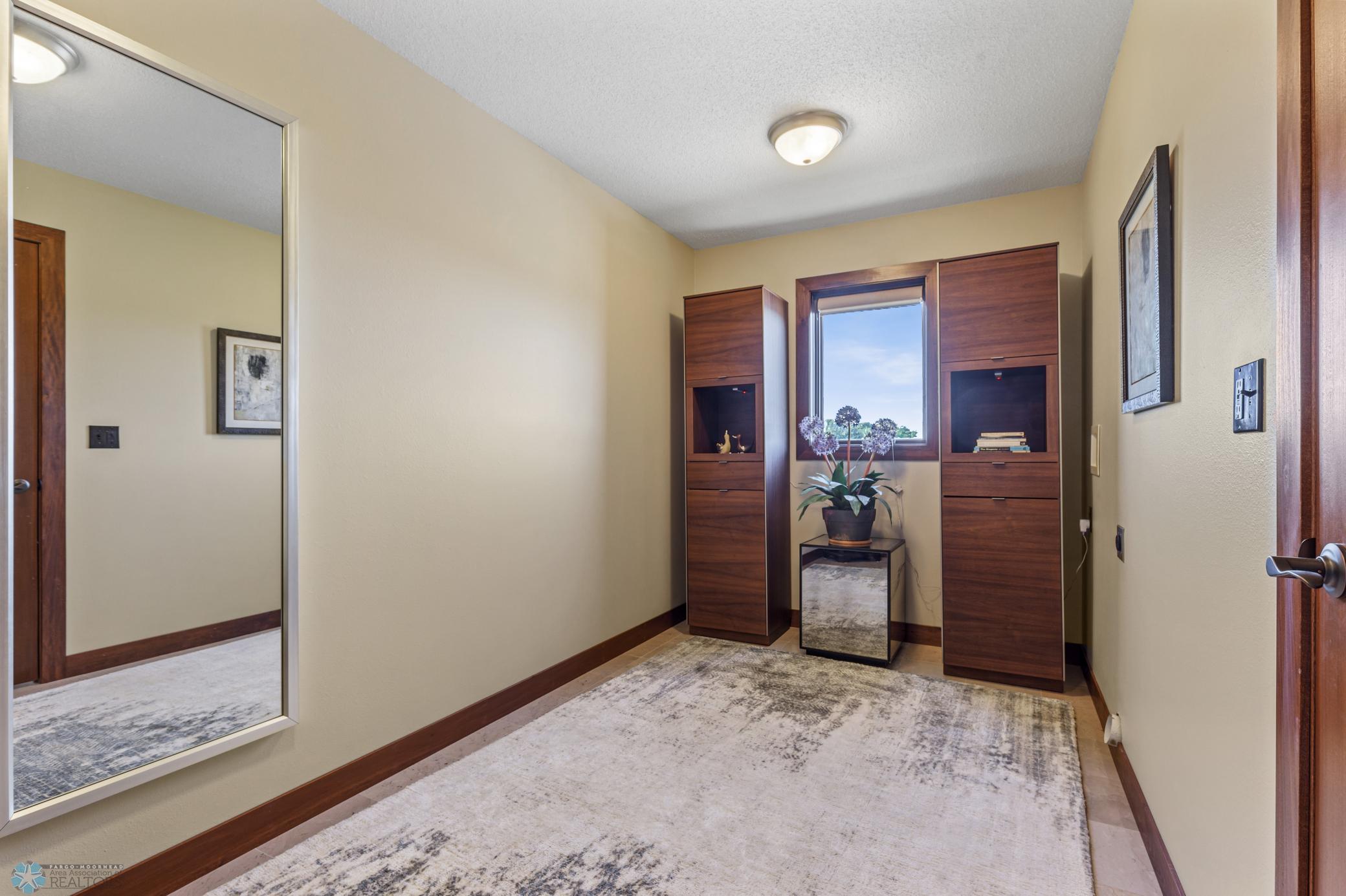 2nd Floor - Primary Closet
