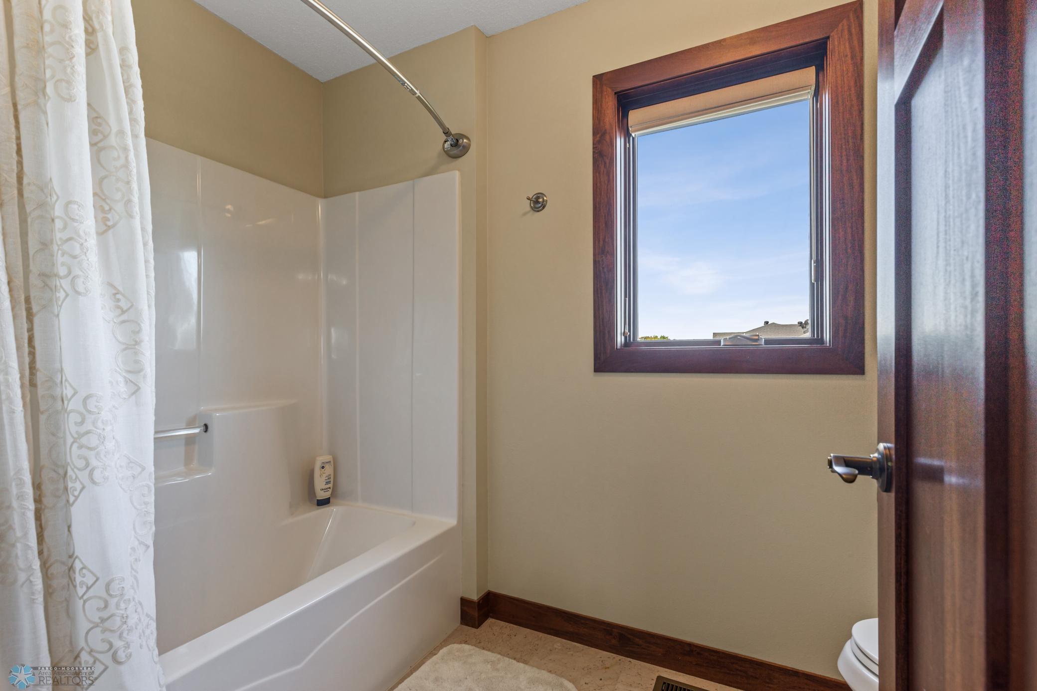2nd Floor - Primary Bathroom
