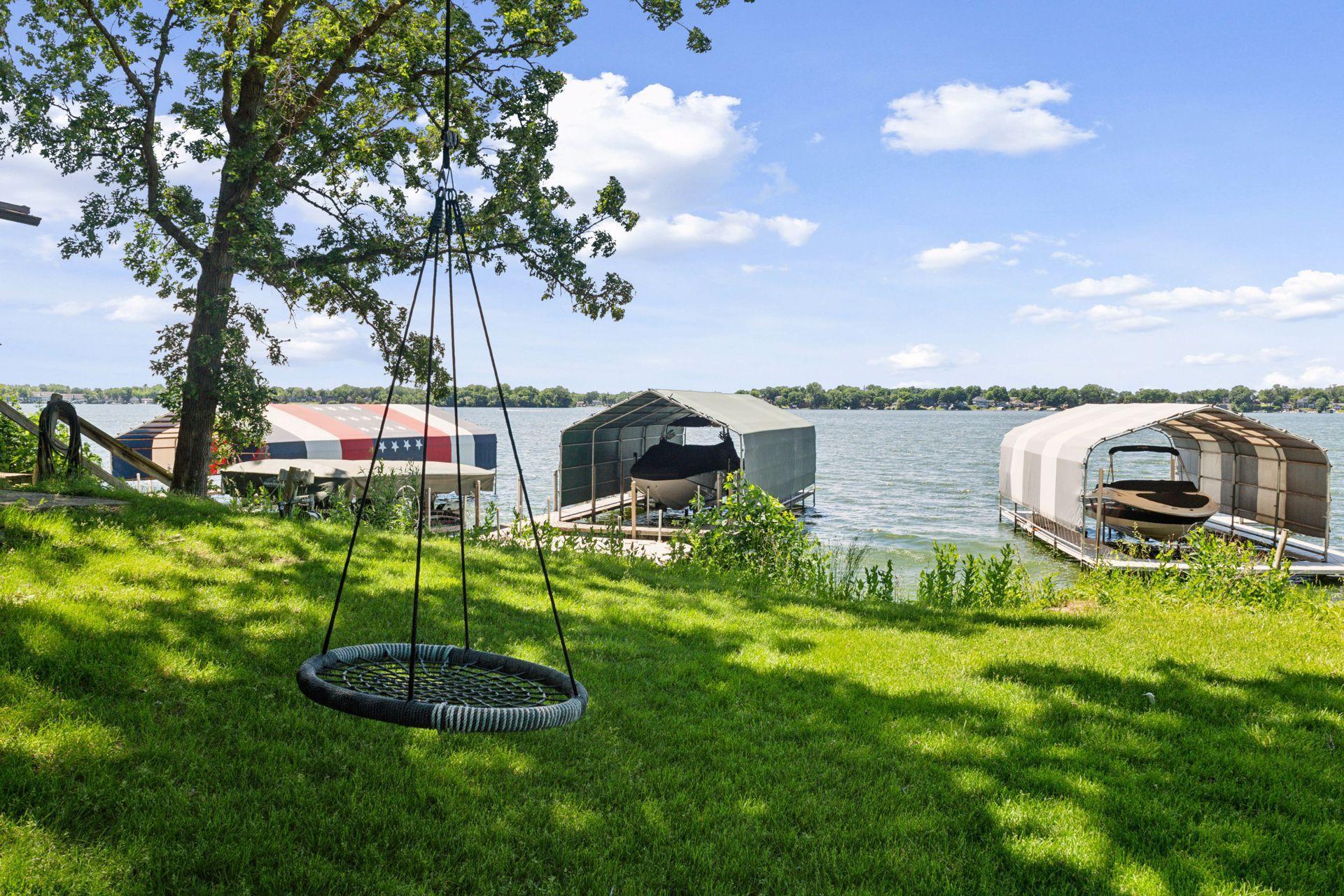 Imagine spending lazy days soaking in the sun and listening to the gentle lapping of the water on the shoreline.