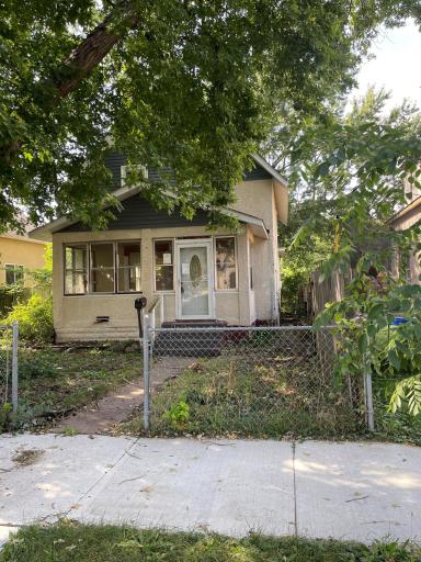 1423 Upton Avenue N, Minneapolis, MN 55411